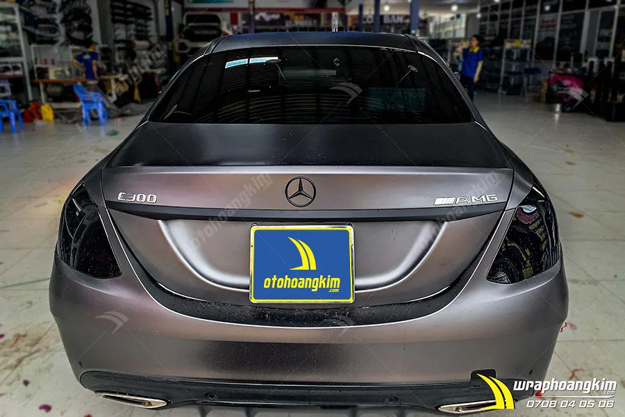 Dán đổi màu xám mờ Mercedes C 300 - Ảnh 5