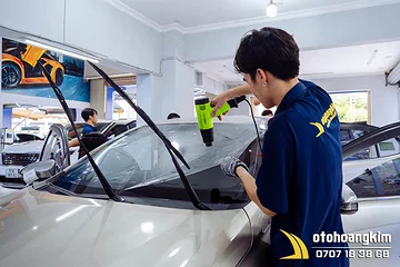 Dán phim cách nhiệt 3M kính lái IR50 Toyota Vios 2019