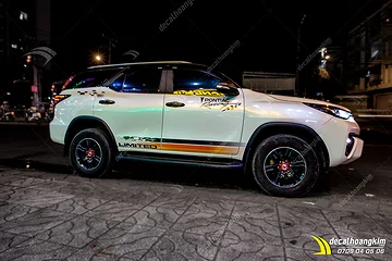 Tem Xe Toyota Fortuner - TFO091