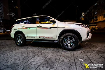 Tem Xe Toyota Fortuner - TFO092