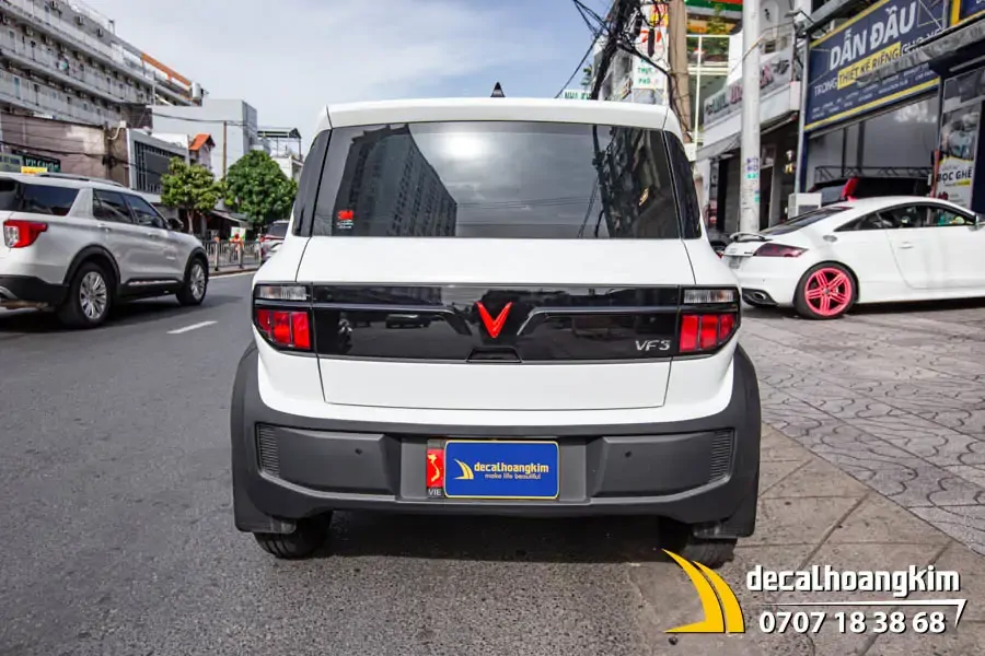 Tem xe Vinfast VF3 - Mẫu tem sọc đen đỏ thể thao - Ảnh 7