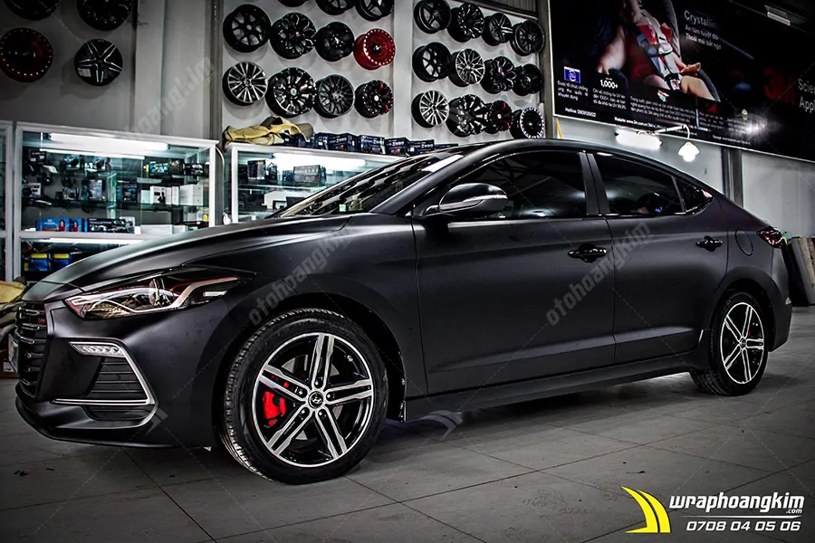 Dán đổi màu đen mờ Hyundai Elantra - Ảnh 6