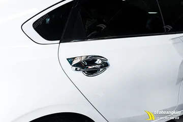 Tay cửa Kia Cerato
