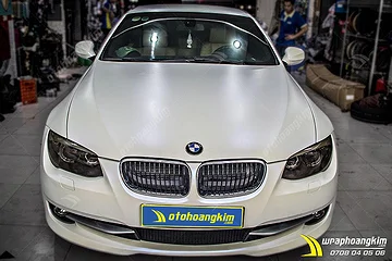 Dán đổi màu trắng mờ Bmw 320i