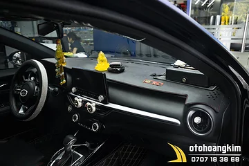 Thảm taplo carbon Kia K3