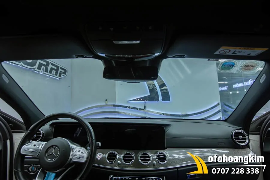 Dán Phim Cách Nhiệt 3M Xe Mercedes C300 - Ảnh 7