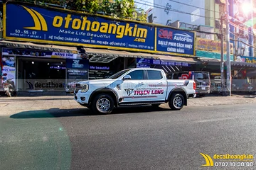 Dán Quảng Cáo Trên Xe Ô Tô - DQC324