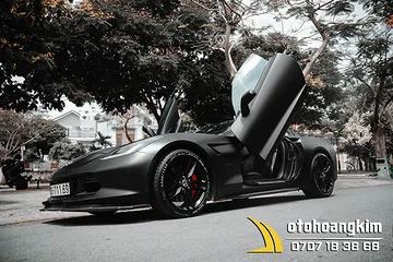 Wrap Đổi Màu Ô Tô 4 Chỗ Chevrolet Corvette Màu Satin BLACK