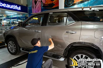 Dán PPF Toyota Fortuner chống trầy xước ô tô