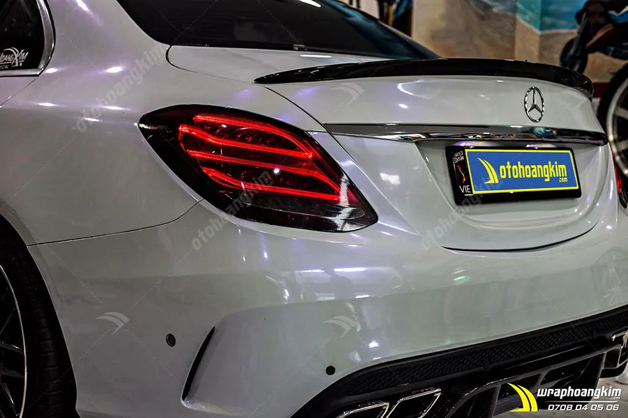 Dán đổi màu Candy trắng Mercedes C63 - Ảnh 6