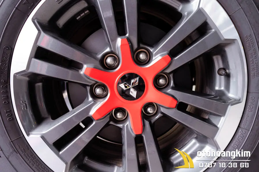 Dán Decal Mâm Ô Tô Mitsubishi TritoN 2022 - Ảnh 3