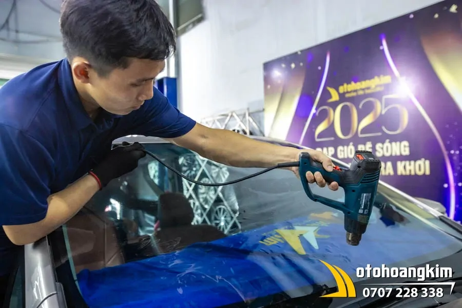 Dán Phim Cách Nhiệt 3M Xe Innova - Ảnh 2
