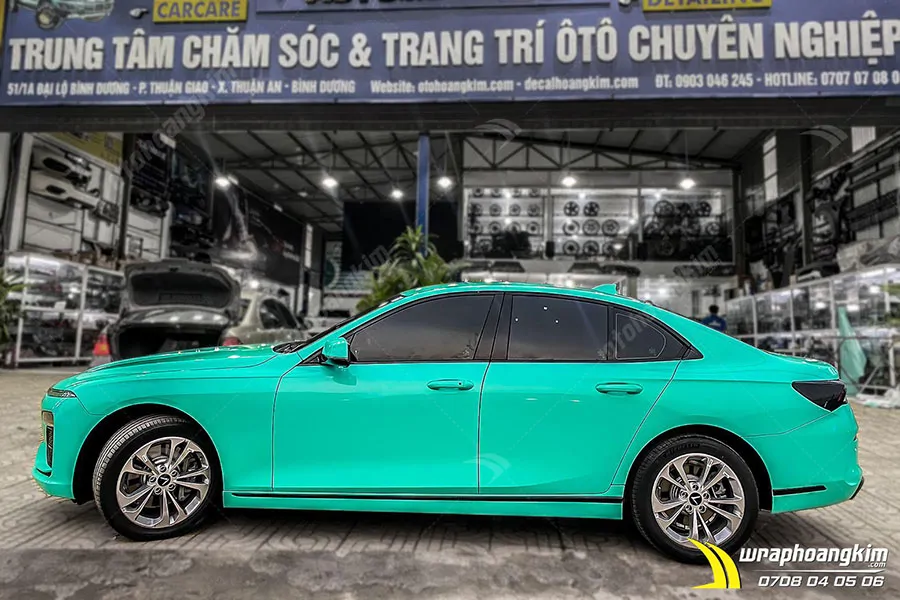 Dán đổi màu Candy xanh ngọc pha lê Vinfast Lux A - Ảnh 2