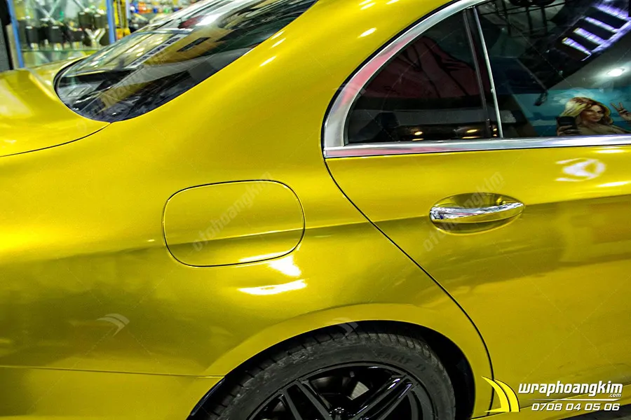 Dán đổi màu Candy vàng Gold Mercedes E 300 - Ảnh 5