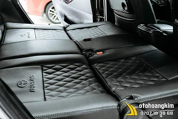 Độ Ghế Băng Giữa Thành Giường Xe Innova