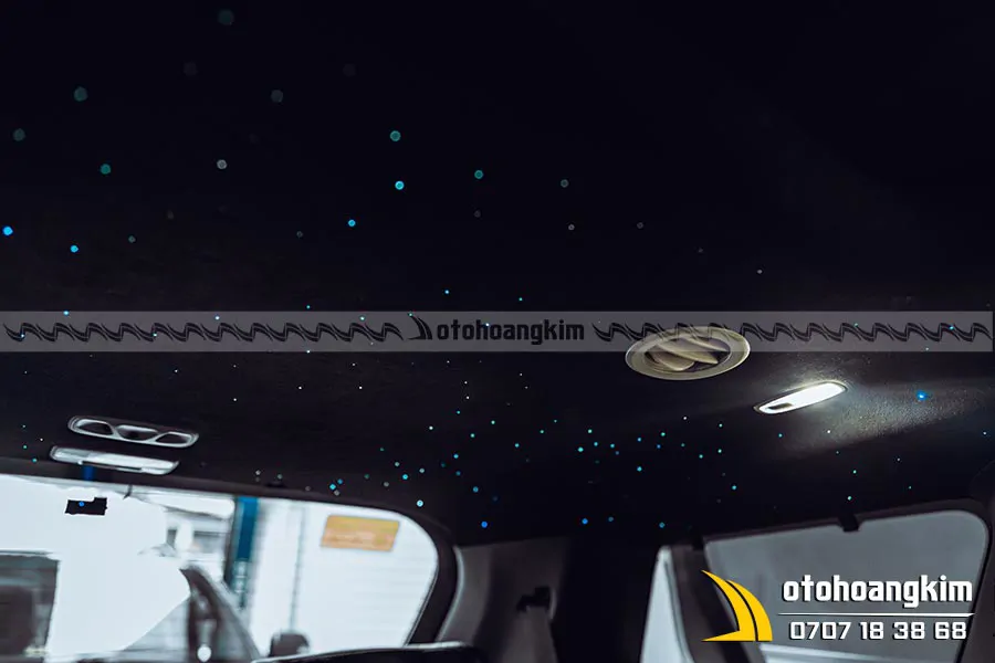 Trần sao rơi Kia Carnival - Ảnh 2