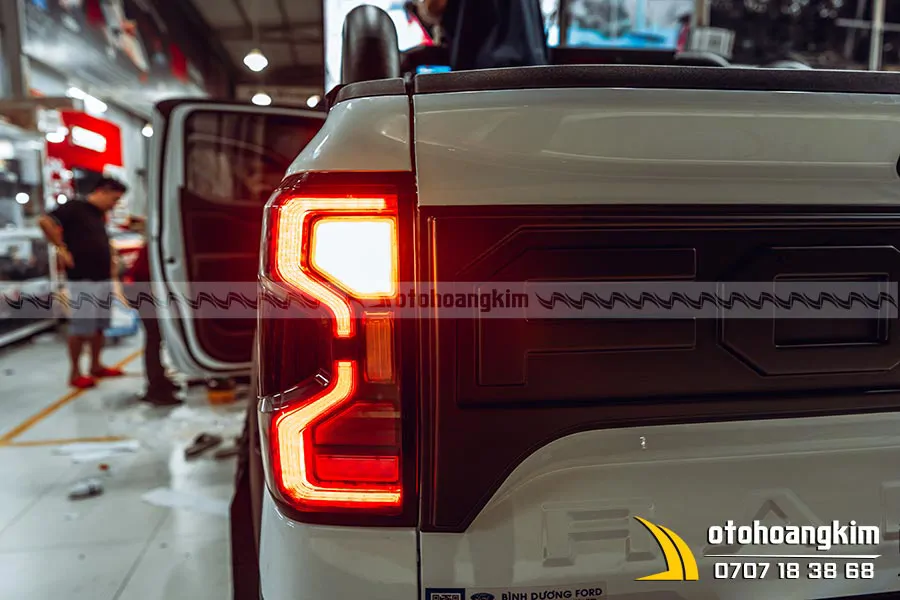 Đèn Hậu Ford Ranger 2023 Mẫu Mới Nhất - Ảnh 4