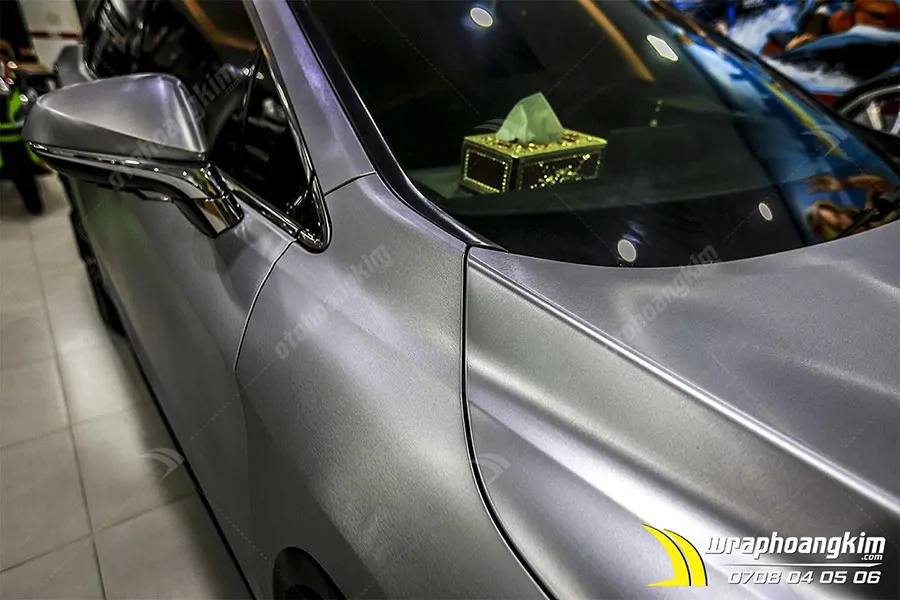 Dán đổi màu nhôm xước bạc ánh kim Lexus Rx 200T - Ảnh 3