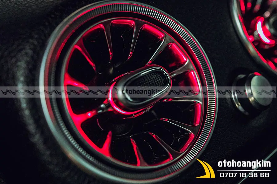 Độ Loa Mercedes E 300 Có Đèn Led - Ảnh 3