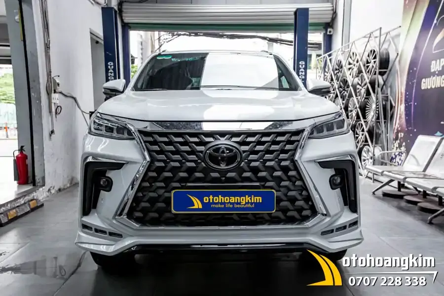 Cản trước body Fortuner 2021 - Ảnh 4
