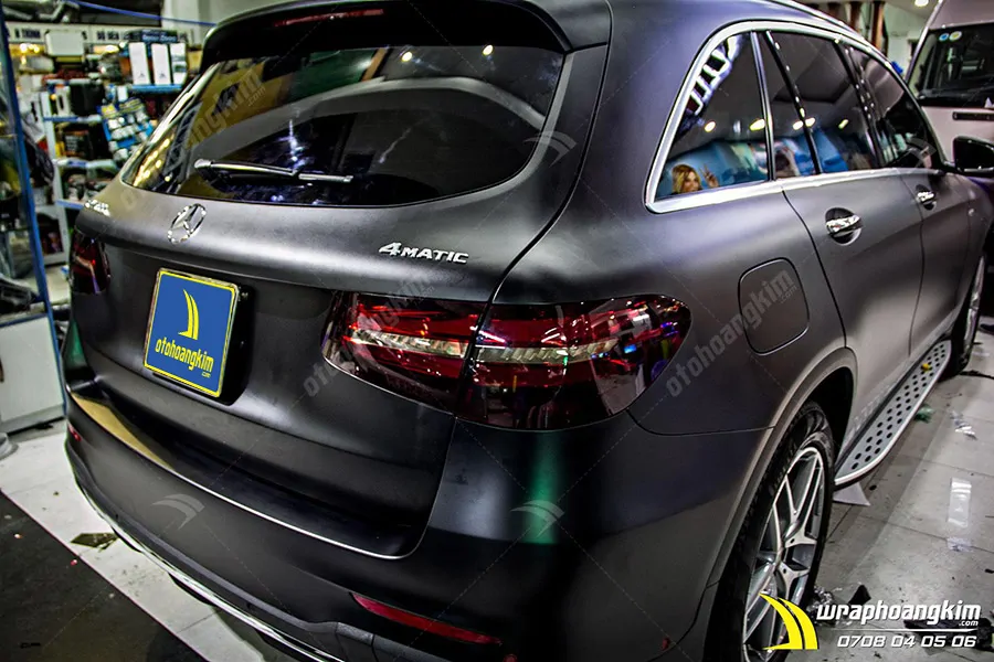 Dán đổi màu đen mờ Merceades Mercedes GLC 300 - Ảnh 4