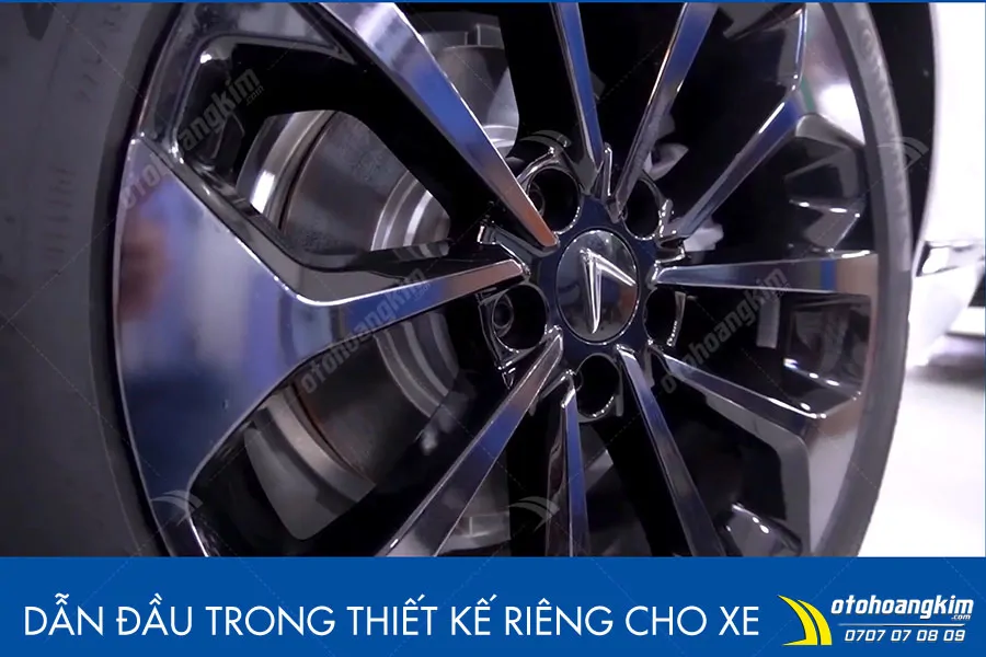 Dán đổi màu bạc mâm xe Vinfast Lux A2.0 - Ảnh 3