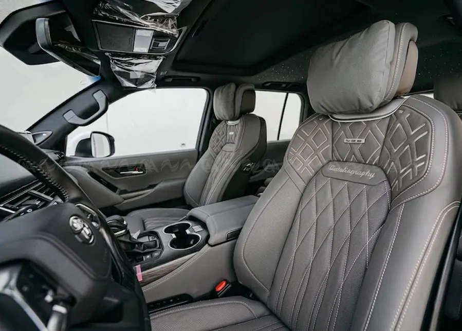Ghế Limousine MBS cho LC300: Sang trọng & tiện nghi - Ảnh 1