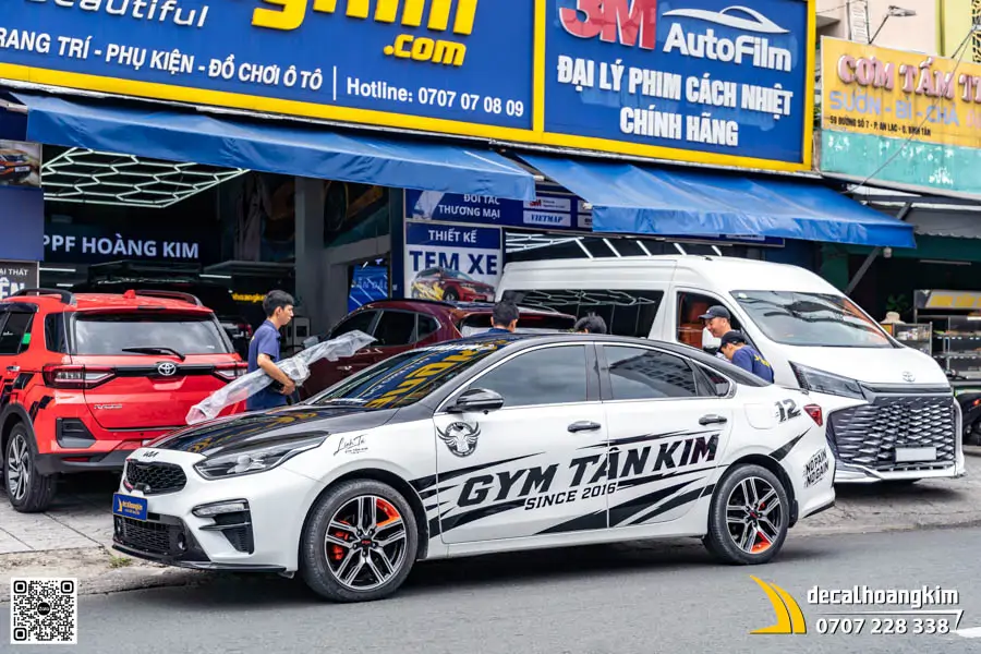 Dán tem quảng cáo xe Kia Cerato mẫu Gym Tân Kim - Ảnh 8