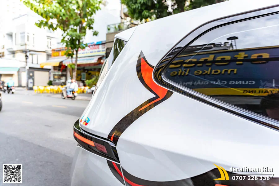Dán Tem Decal Xe Limo Green Mẫu Tem Thiết Kế Red Bull - Ảnh 5