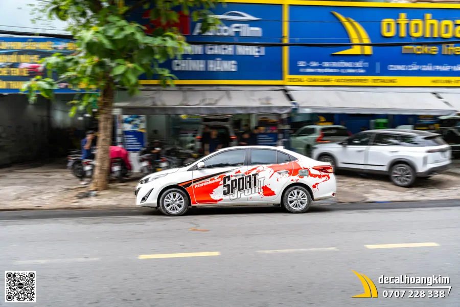 Dán tem sườn xe Vios thể thao phong cách Sport đỏ trắng cá tính - Ảnh 7