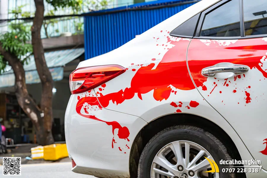 Dán tem sườn xe Vios thể thao phong cách Sport đỏ trắng cá tính - Ảnh 4