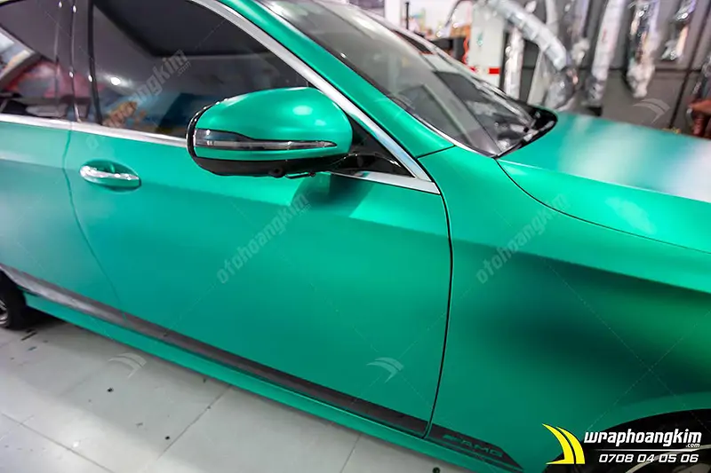 Dán đổi màu mờ xanh ngọc ánh kim Mercedes E 300 - Ảnh 6
