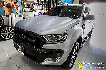 Dán đổi màu nhôm xước bạc Ford Ranger