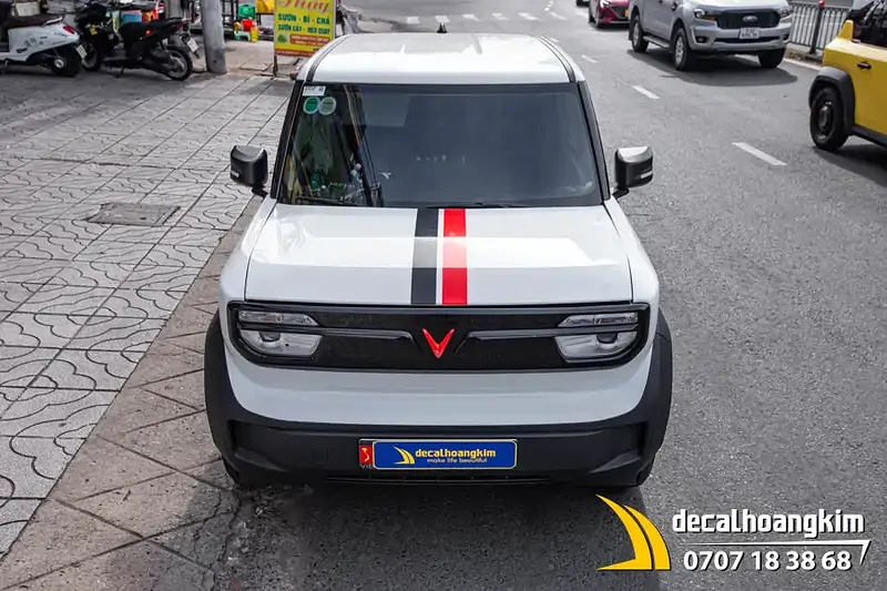 Tem xe Vinfast VF3 - Mẫu tem sọc đen đỏ thể thao - Ảnh 5