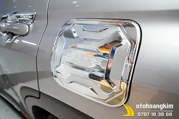 Nắp Xăng Toyota Corolla Cross Nhựa Mạ Crom Đời 2020