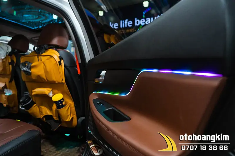 Led Nội Thất Ambient Ma Trận 22 Chi Tiết Xe Kia Carnival - Ảnh 2