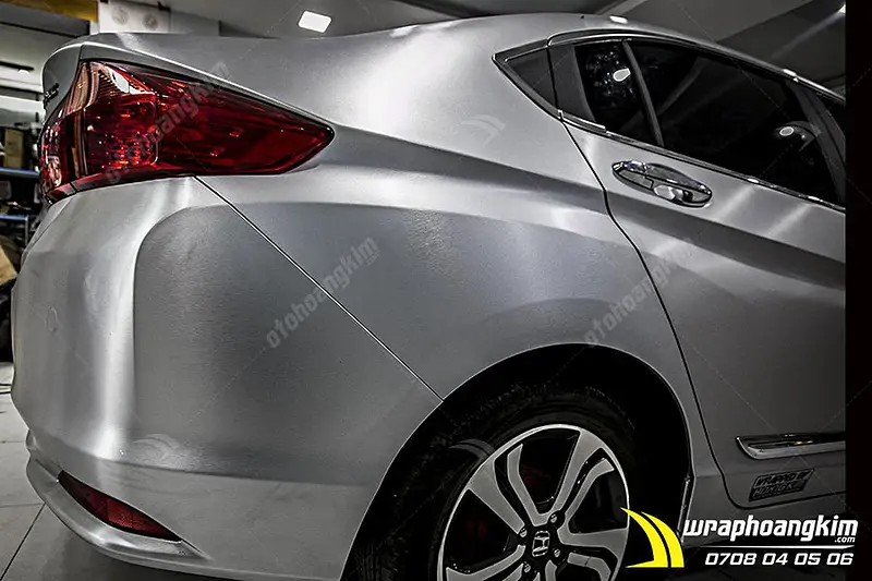 Dán đổi màu nhôm xước ánh kim Honda City - Ảnh 4