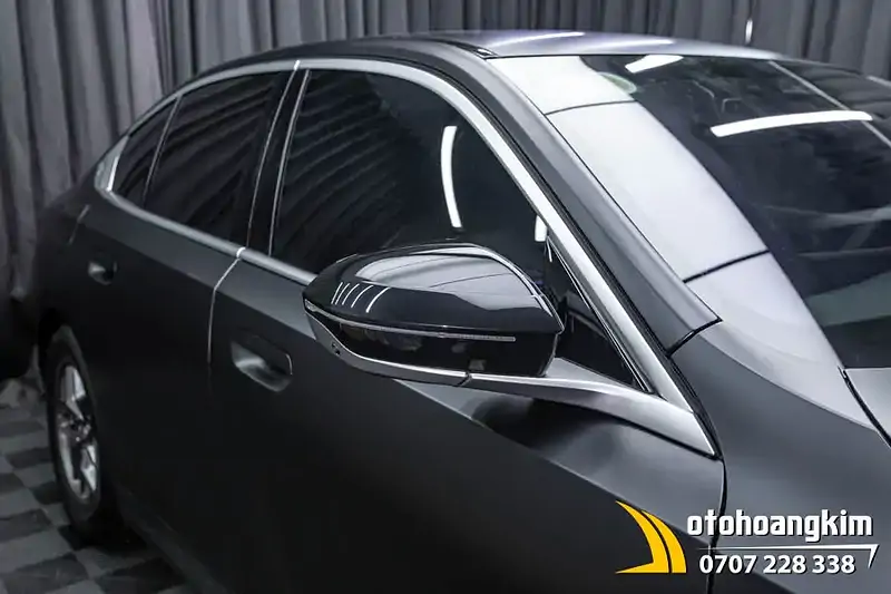 Dán PPF AVERY Supreme Xtreme Satin Xe BMW 320i - Ảnh 3