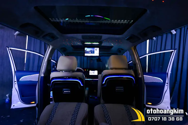 Đổi Màu Nội Thất Toyota Previa - Ảnh 3