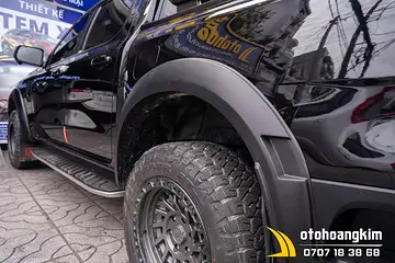 Ốp Cua Lốp Ford Ranger 2022 Bản Lớn Trơn Mẫu Mới