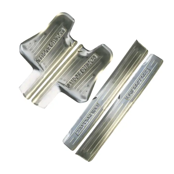 Nẹp Bước Chân Trong Mitsubishi Pajero Inox - Ảnh 3