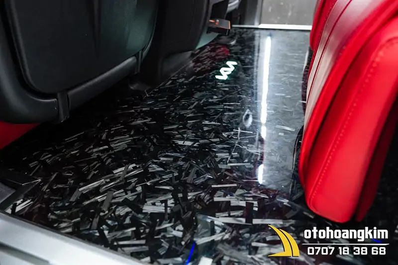 Sàn cacbon cho xe 7 chỗ Kia Carnival - Ảnh 2
