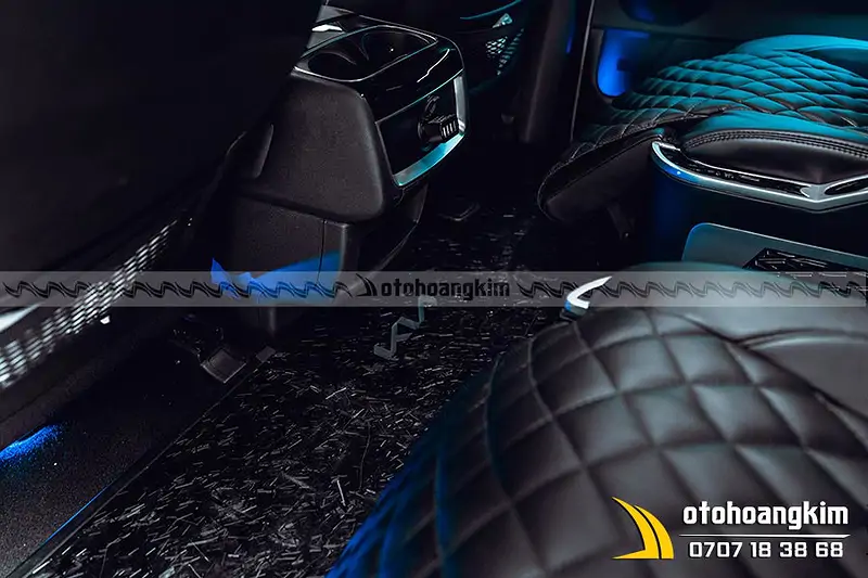 Sàn cacbon cho xe 7 chỗ Kia Carnival - Ảnh 4