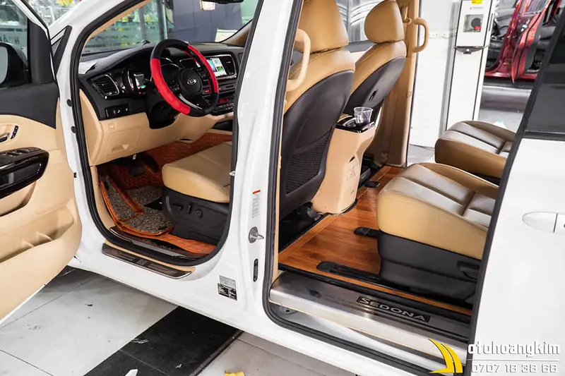 Lót Sàn Gỗ Kia Sedona 2016 - Ảnh 7