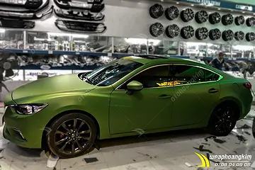 Dán đổi màu xanh quân đội Mazda 6