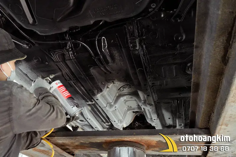 Phủ Gầm Xe Hyundai Santafe - Ảnh 3
