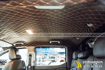 Bọc Trần Ford Ranger 2023 Mẫu 5D Màu Đen Chỉ Vàng
