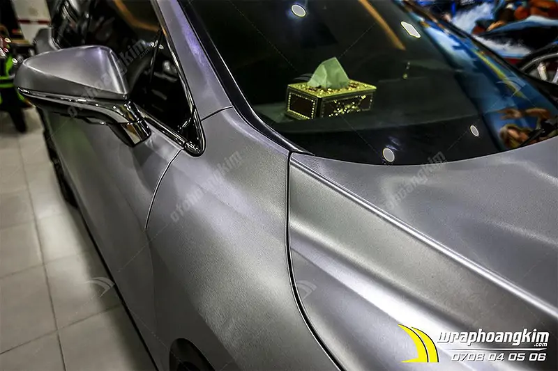 Dán đổi màu nhôm xước bạc ánh kim Lexus Rx 200T - Ảnh 3