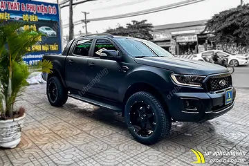 Dán đổi màu full đen mờ Ford Ranger