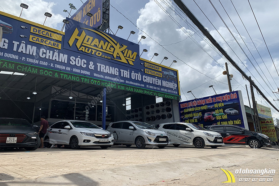 Ghế massage Ford Tourneo kiểu Limousine ảnh 3